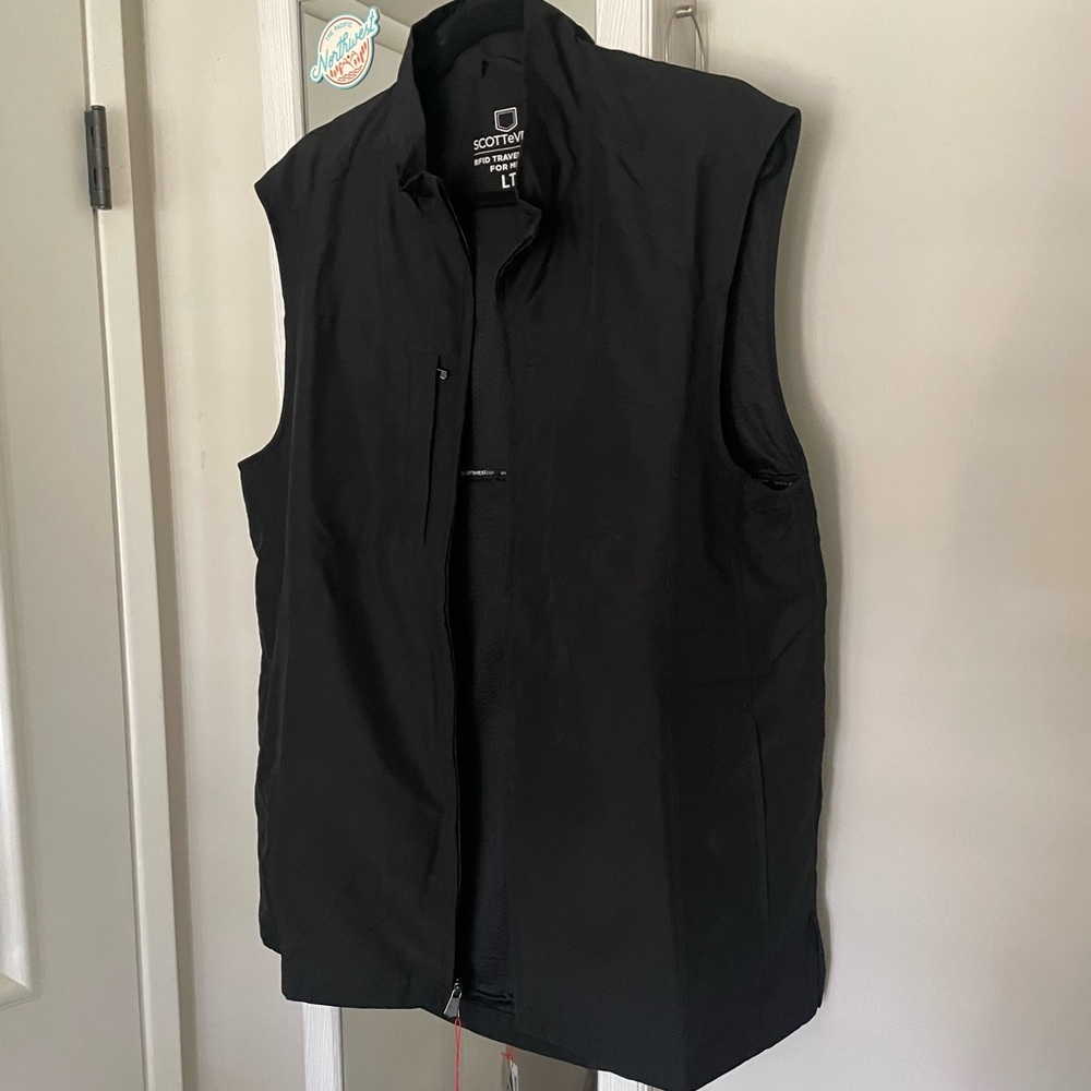 Brand New SCOTTeVEST RFID Vest for Men